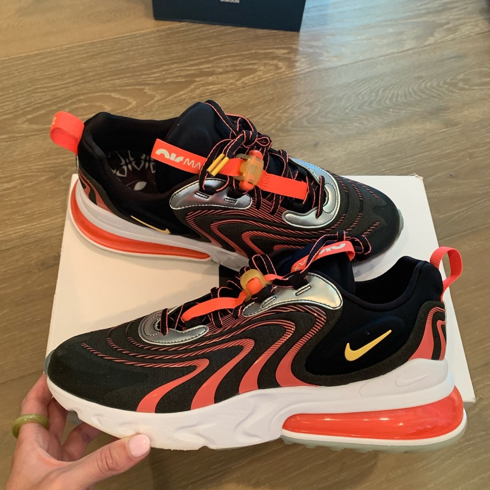 New. Never Worn